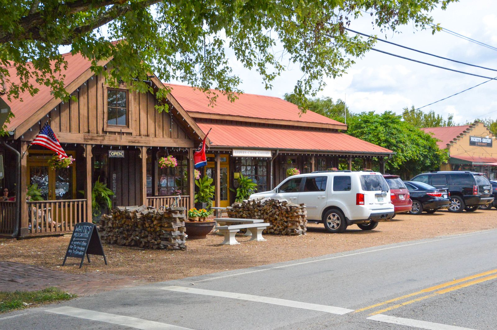 Leiper's Creek Gallery